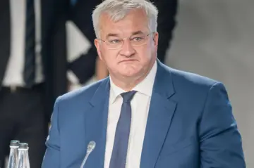 МИД отменяет рекомендации воздержаться от поездок в Венгрию  