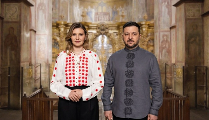 Пасхальные образы Зеленских: какие вышиванки выбрали президент и первая леди