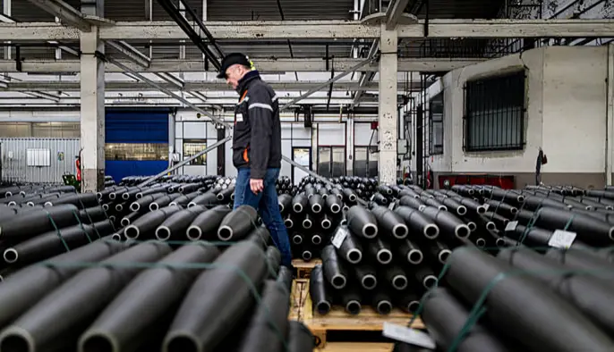 Украинские оружейники обеспечивают более 50% вооружения на фронте – Свириденко