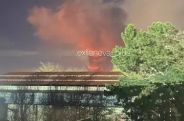 Супутник зафіксував пожежу на нафтобазі "Кримська" після удару ЗСУ – деталі