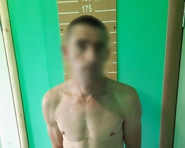 Три роки ґвалтував неповнолітню падчерку та її подругу: Верховний Суд підтримав довічний вирок чоловіку