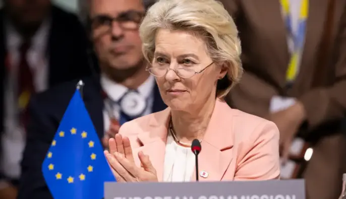 Еврокомиссия планирует после смены власти в Венгрии ввести новые правила голосования в ЕС