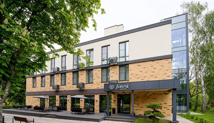 Украинцы массово ищут «как не выгореть»: центр долголетия Forest Retreat Center понял эту потребность одним из первых