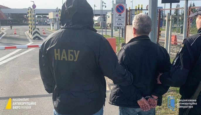 В Україну з Німеччини екстрадовано приватного підприємця, причетного до організації злочинної схеми під час закупівлі зерна 
