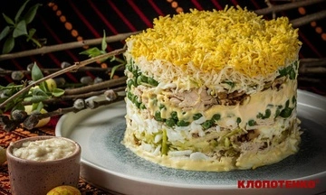 Формируется в кольце: Клопотенко поделился рецептом салата из курицы, яблока и горошка
