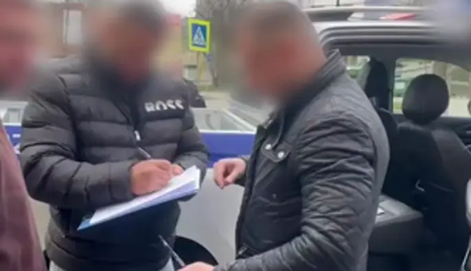 Находился в розыске и попал в ДТП: ГБР сообщило о подозрении военному