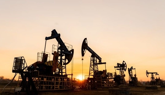 Доходы России от экспорта нефти и нефтепродуктов в марте выросли почти вдвое - IEA