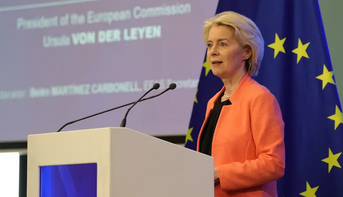 Приложение ЕС по проверке возраста детей во время пользования интернетом уже готово — Урсула фон дер Ляен