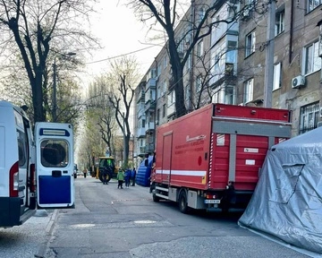 В Днепре ликвидируют последствия ночной атаки дронов: журналист рассказал о ситуации в городе