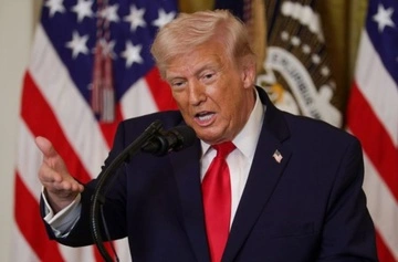 Трамп заявил, что он "навсегда" открывает Ормузский пролив