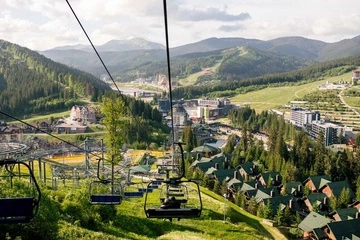 Пріоритети – дотримання екостандартів, моніторинг води і повітря: курорт «Буковель» оприлюднив звіт за 2025 рік