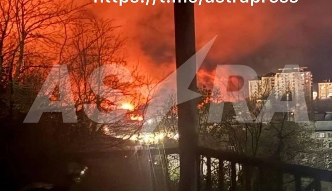 Безпілотники вчергове атакували РФ: зафіксовано влучання по порту та нафтобазі в Туапсе 