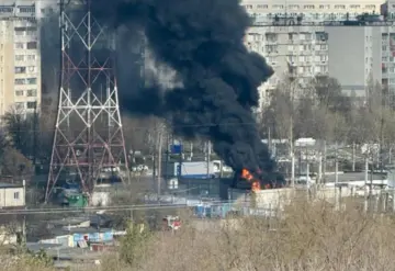 В Белгороде после взрыва горит подстанция «Южная» — город частично обесточен
