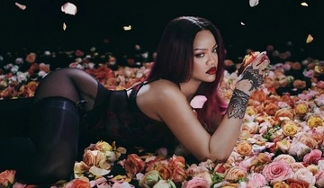 Сменила мир красоты, моды и музыки: Рианна получит международную награду за инновации