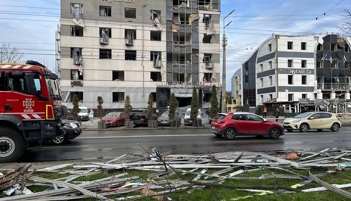 Росіяни цілеспрямовано били по цивільній інфраструктурі Києва: у КМВА розповіли деталі