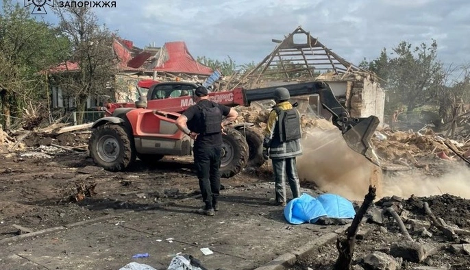 Удар КАБами по Запорізькій області: у Балабиному постраждали троє жінок