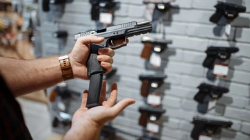 Нардеп: Україні потрібна чітка система правил для володіння зброєю