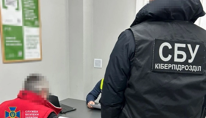 СБУ ліквідувала ботоферму на 20 тисяч акаунтів: організатор працював на спецслужби РФ