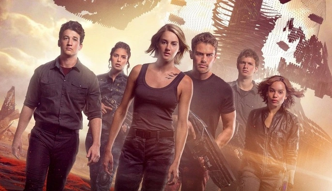 Авторка "Дивергенту" анонсує дві нові книги, де дії відбуваються в "альтернативному всесвіті"