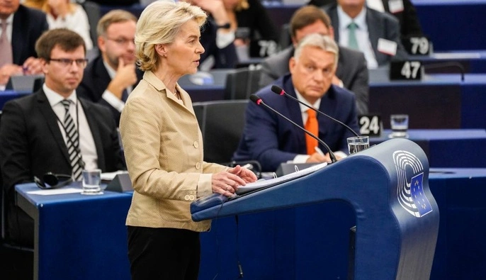 Politico: Посли ЄС готові схвалити кредит для України на суму 90 млрд євро за однієї умови 