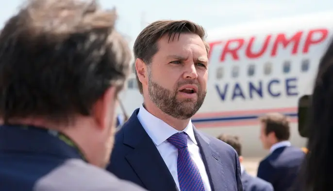 Вице-президент США Вэнс летит в Пакистан на срочные переговоры с Ираном