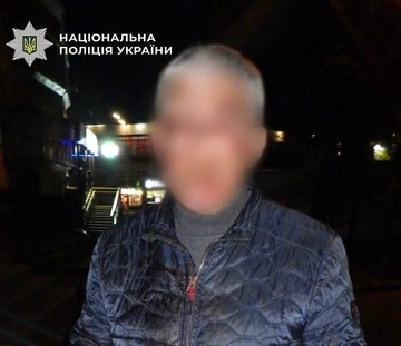 В Киеве во время ссоры на дороге мужчина стрелял в прохожего