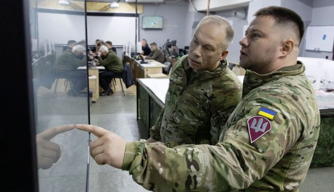 688 атак за три недели: Сырский посетил штабы на Покровском направлении