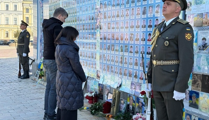 До Києва прибула міністерка оборони Іспанії Маргарита Роблес