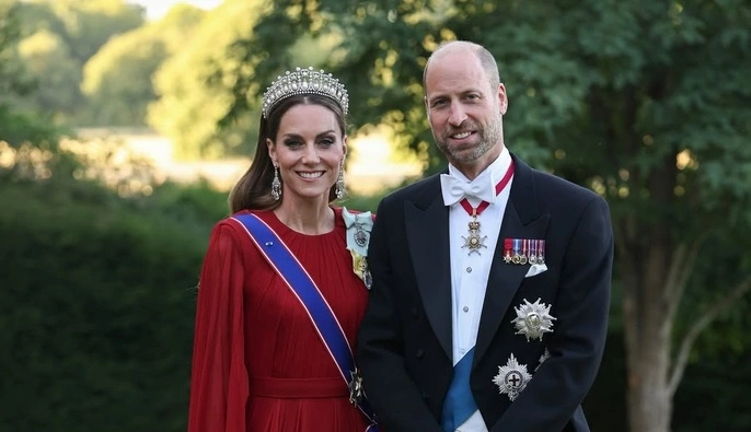 Кейт Миддлтон и принц Уильям показали фото младшего сына по случаю его 8-летия