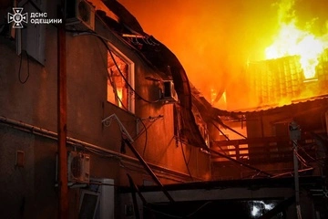 Удар по Одесі: ворог пошкодив іноземне цивільне судно