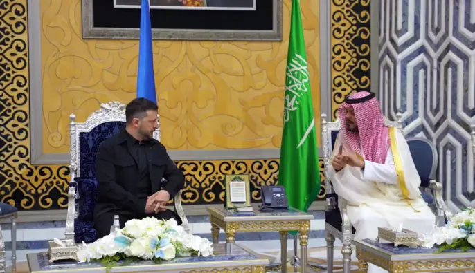 Зеленський прибув до Саудівської Аравії