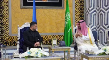 Зеленский прибыл в Саудовскую Аравию