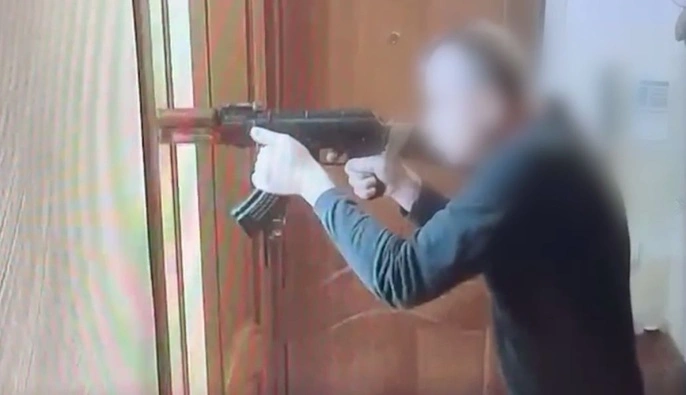 Генпрокурор показав відео та аудіо з телефону стрільця, який влаштував теракт у Києві