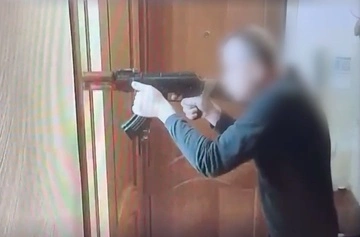 Генпрокурор показал видео и аудио с телефона стрелка, устроившего теракт в Киеве