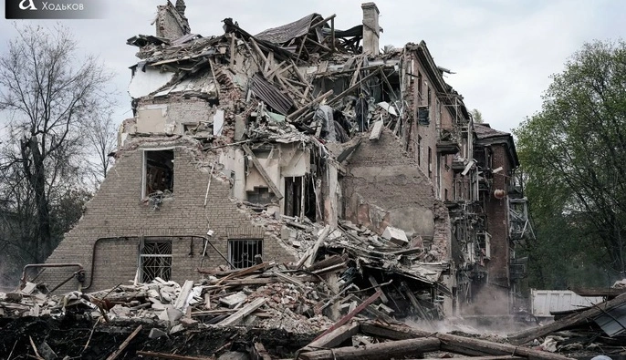 Російські війська 20 годин атакували Дніпро: загинули восьмеро людей та понад 40 постраждали — фото наслідків