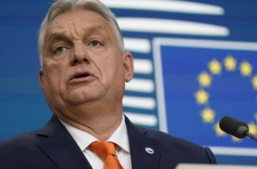 Орбан отказался от мандата в парламенте Венгрии