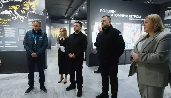 Оновлена експозиція, унікальні документи та інтерактивні простори: Президент України відвідав Національний музей «Чорнобиль»