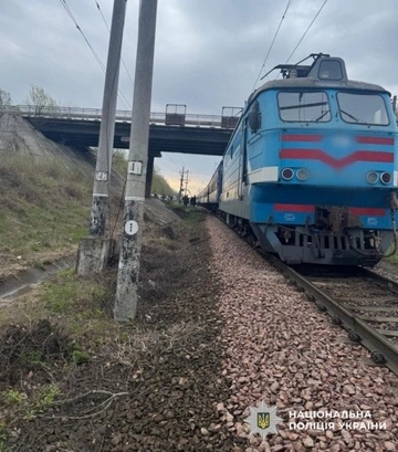 В Киевской области под колесами поезда погиб мужчина