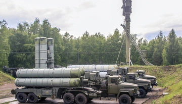 Россия испытывает дефицит ПВО и перекидывает С-400 в Крым — эксперт