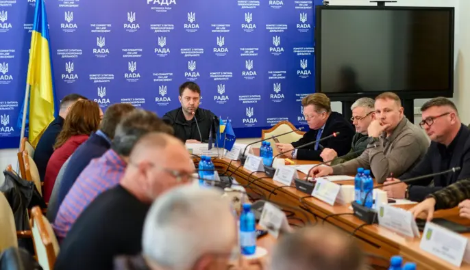 Комітет ВРУ не рекомендуватиме депутатам голосувати за відставку Клименка