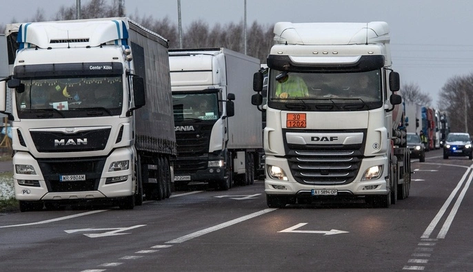 Кабмін спростив технічний контроль для міжнародних перевізників — Кулеба