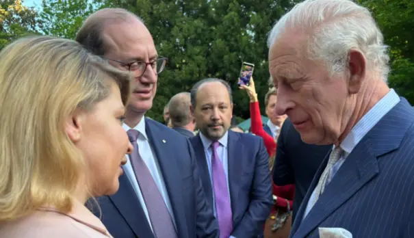 Пані посол Стефанішина зустрілася з Чарльзом ІІІ у посольстві Британії в США
