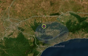 В Криму горіла військова частина ворога 