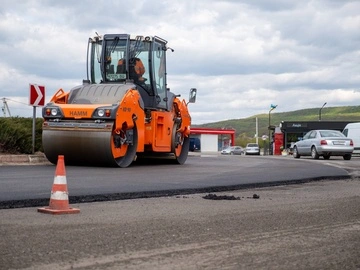 13 млрд грн на ремонт доріг: за 2,5 роки проведено понад 4 тис. публічних закупівель
