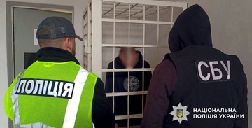 Двоє чоловіків з Житомирщини отримали підозри у вбивстві військового ЗСУ на замовлення РФ