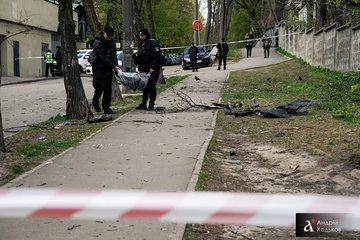 Удар БпЛА по Києву: всі служби ліквідовують наслідки після атаки — фоторепортаж