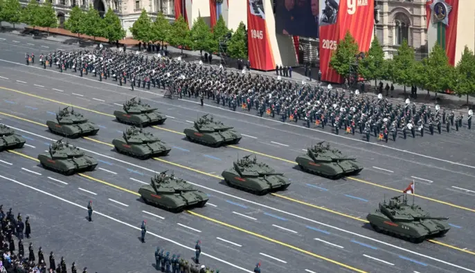 Россия проведет парад 9 мая без колонны военной техники