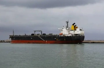 Британія не зупиняє судна "тіньового флоту" РФ попри дозвіл Стармера — Reuters