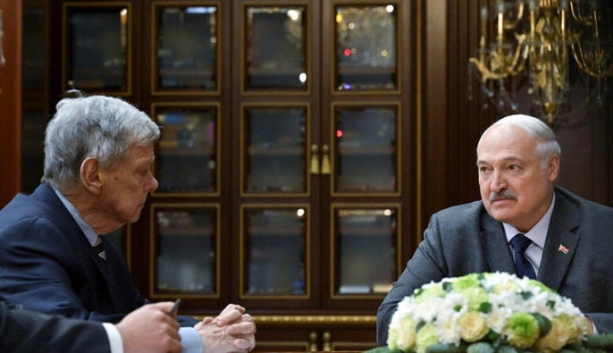 Спецпосланець Трампа у Білорусі допустив подальше послаблення санкцій США проти Мінська