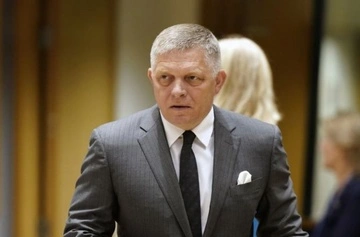 Росія підтвердила, що Фіцо приїде до Путіна на парад 9 травня